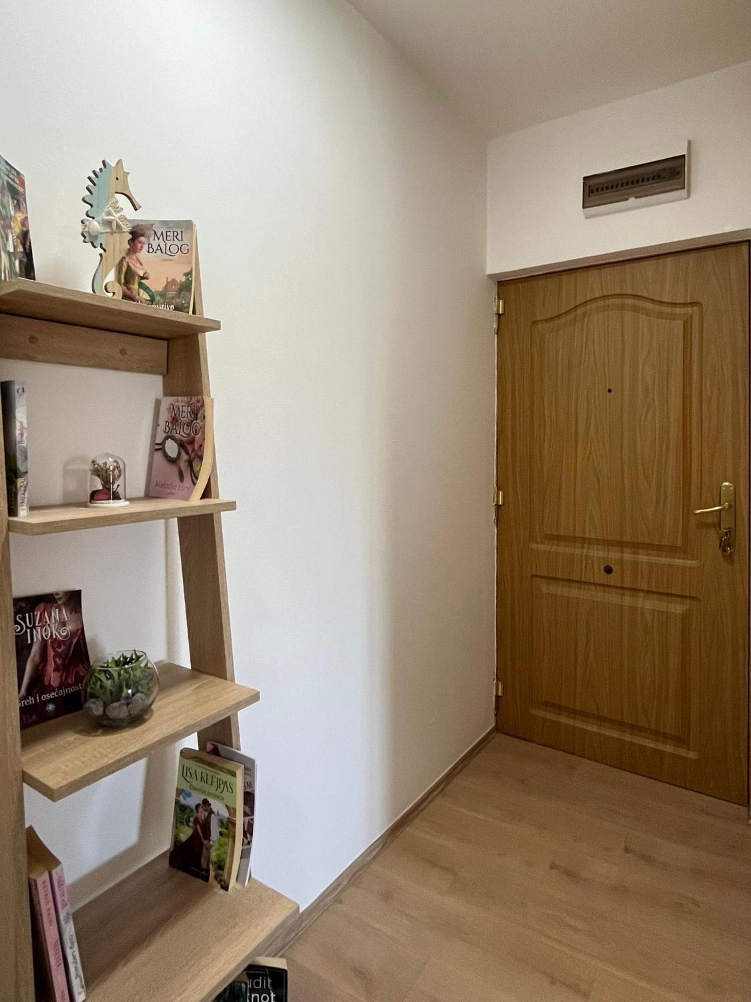 Apartment Vera With Free Garage 诺威萨 外观 照片